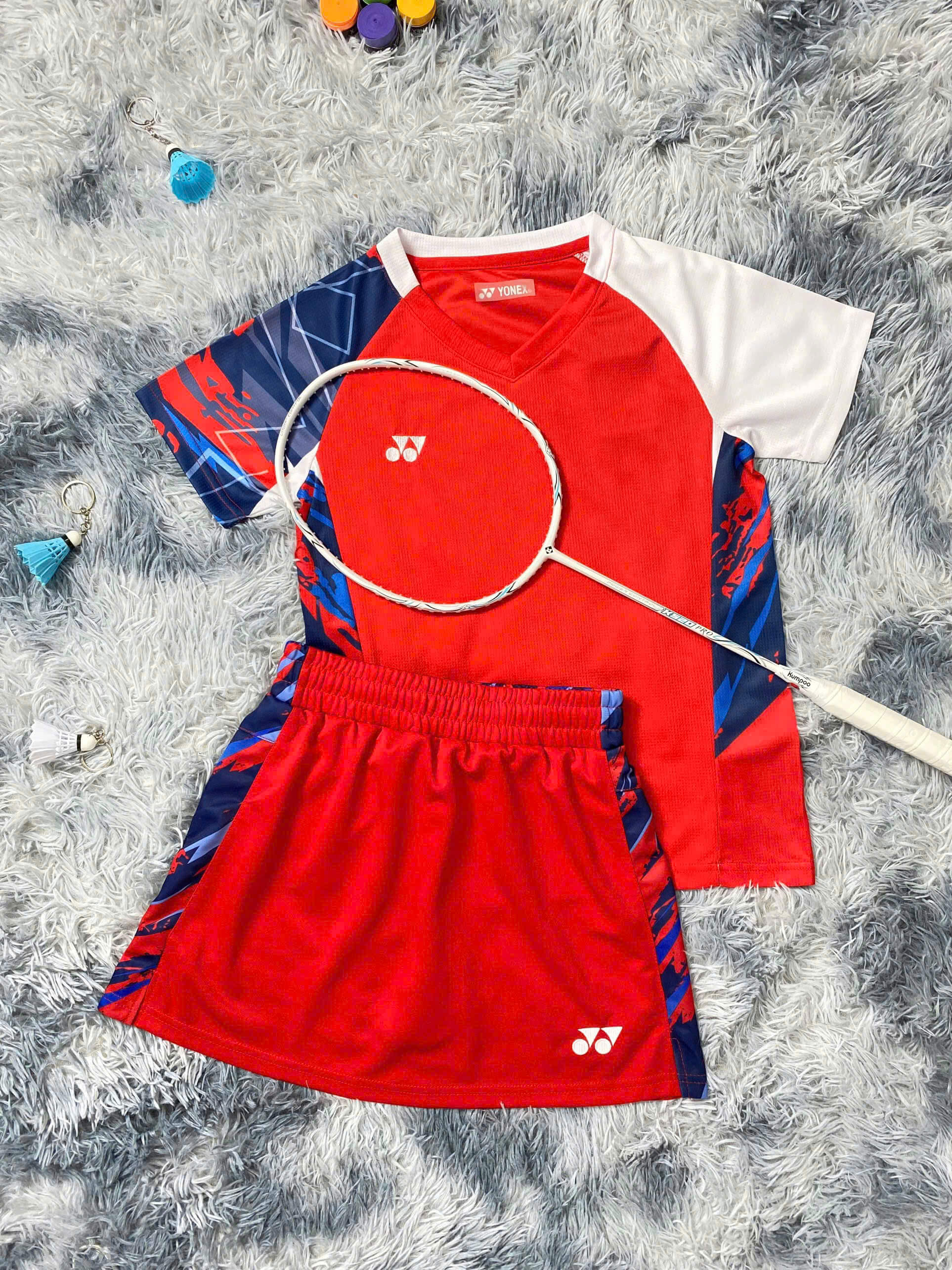 YONEX WOMEN'S T-Shirt 4018B - Image 2